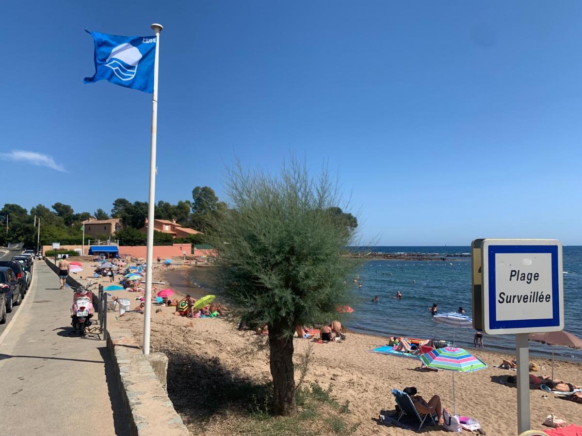 T2 Boulouris -St Raphael, 150 Metres De La Mer Saint-Raphaël Exteriör bild